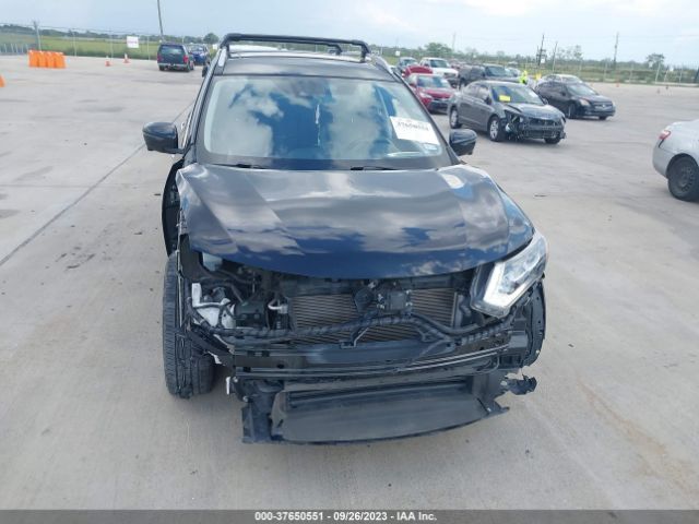 JN8AT2MT9JW467707 Nissan Rogue Sl