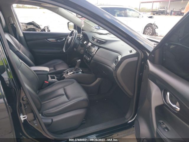 JN8AT2MT9JW467707 Nissan Rogue Sl