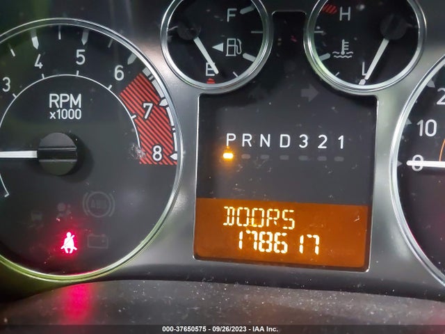 2006 HUMMER H3 VIN: 5GTDN136568263399
