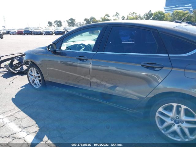 3FA6P0HD9GR247658 Ford FUSION SE
