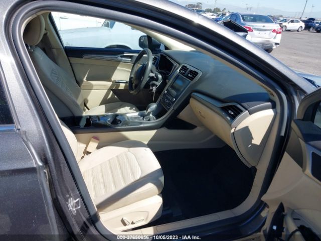 3FA6P0HD9GR247658 Ford FUSION SE