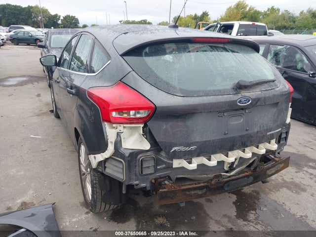 2018 FORD FOCUS TITANIUM VIN: 1FADP3N26JL232116