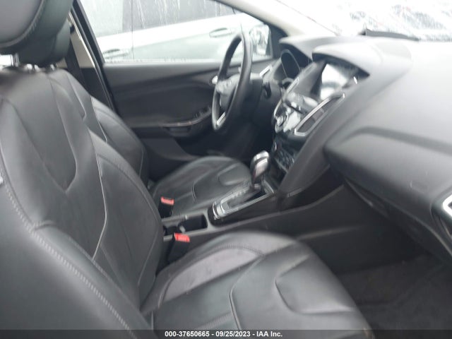 2018 FORD FOCUS TITANIUM VIN: 1FADP3N26JL232116