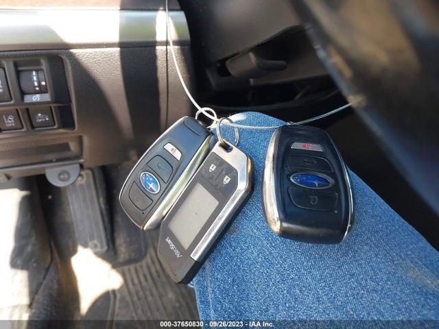 4S4BSANC0H3333400 Subaru Outback Limited