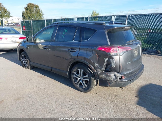 2018 TOYOTA RAV4 JTMBFREVXJJ246372 Photo 2