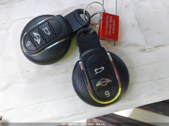 2017 MINI CLUBMAN WMWLU1C55H2F28079 Photo 10