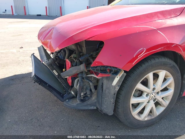 3VWD17AJ1FM215601 Volkswagen Jetta Sedan 1.8t Se