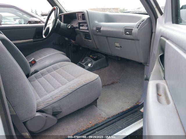 1994 FORD RANGER VIN: 1FTCR11U9RPA63936