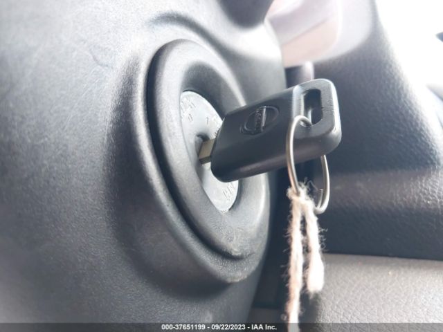 3N6CM0KN4EK697969 Nissan Nv200 S