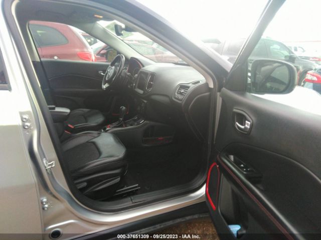 3C4NJDDBXLT195408 Jeep Compass Trailhawk