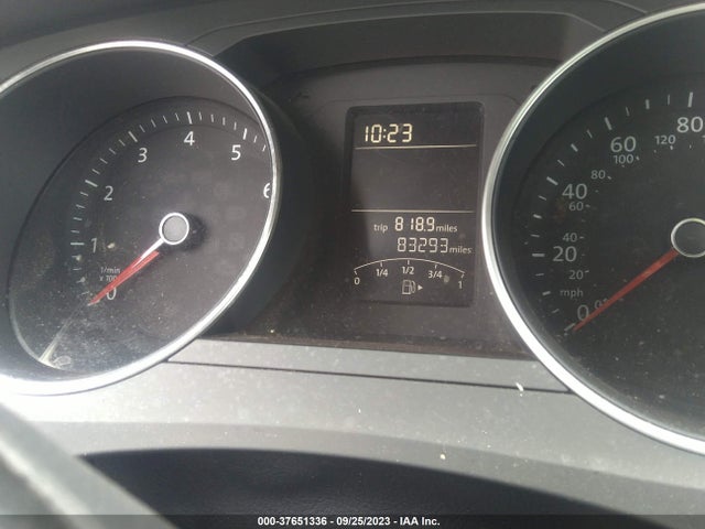 3VWD07AJ0FM300044 Volkswagen Jetta Sedan 1.8t Se