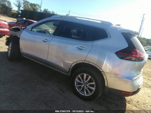2018 NISSAN ROGUE SV VIN: KNMAT2MV5JP590203