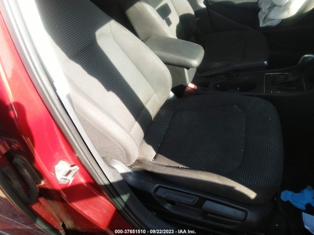1VWAS7A35GC009315 Volkswagen Passat 1.8t S