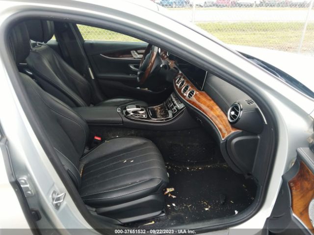 2017 MERCEDES-BENZ E-CLASS WDDZF4KB7HA192007 Photo 4
