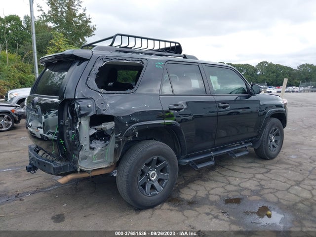 Toyota 4RUNNER SR5 2021 JTEBU5JR5M5902607 Image 4