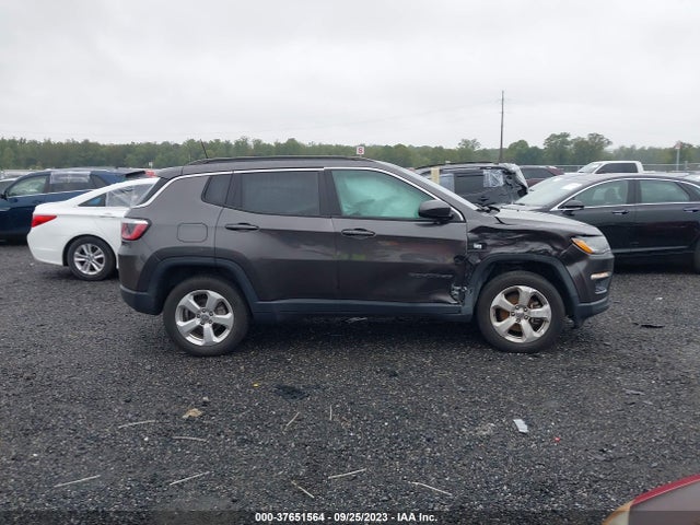 2018 JEEP COMPASS LATITUDE VIN: 3C4NJDBB9JT177403