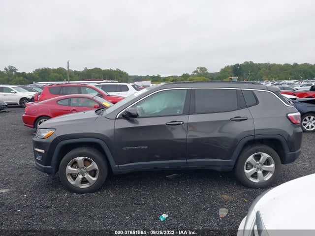2018 JEEP COMPASS LATITUDE VIN: 3C4NJDBB9JT177403