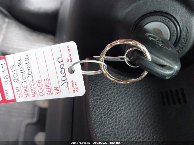2019 TOYOTA COROLLA L/LE/SE/XLE/XSE VIN: 2T1BURHEXKC126246