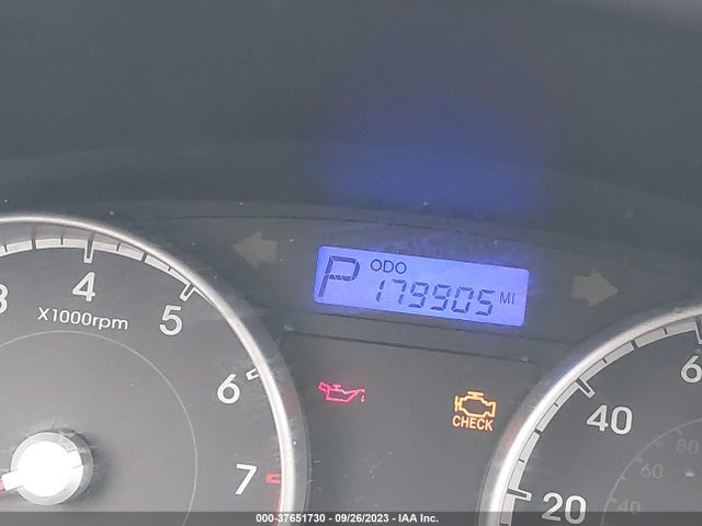 2010 HYUNDAI ACCENT GS VIN: KMHCM3AC2AU172127
