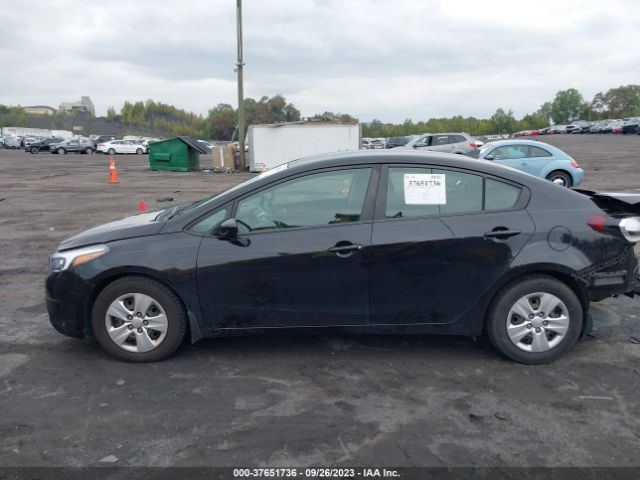 3KPFK4A77JE244485 KIA FORTE LX