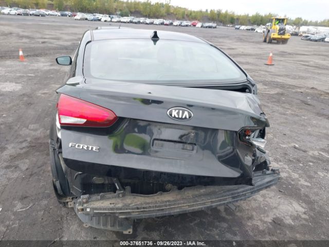 3KPFK4A77JE244485 KIA FORTE LX