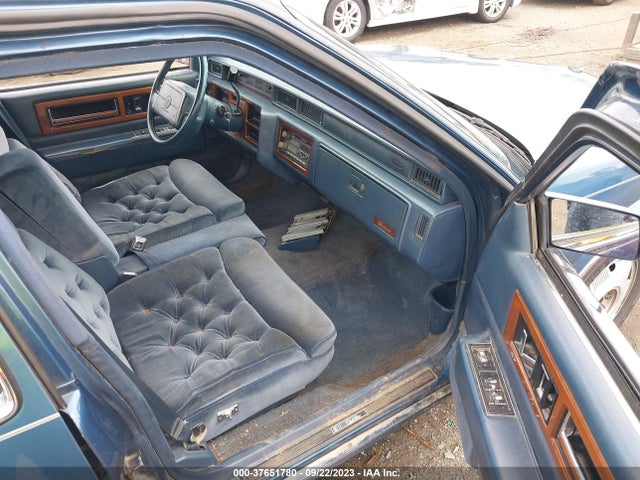 1991 CADILLAC FLEETWOOD 1G6CB53B3M4287367 Photo 4