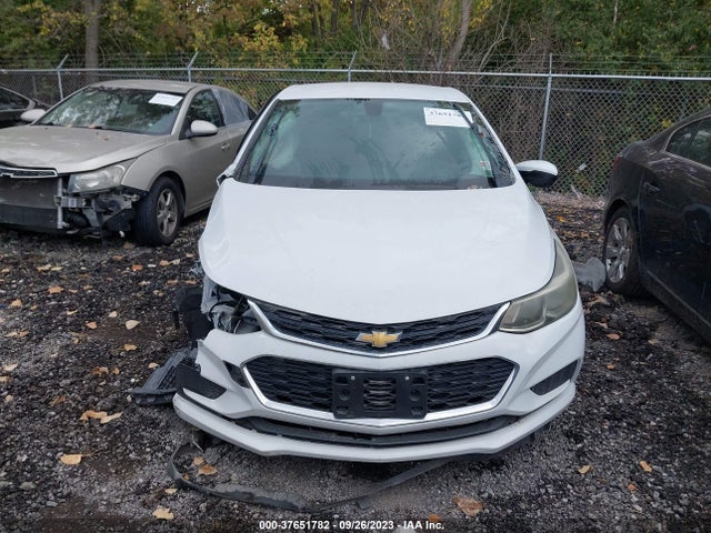 Chevrolet Cruze Ls Auto 2018 1G1BC5SM9J7237858 Image 12