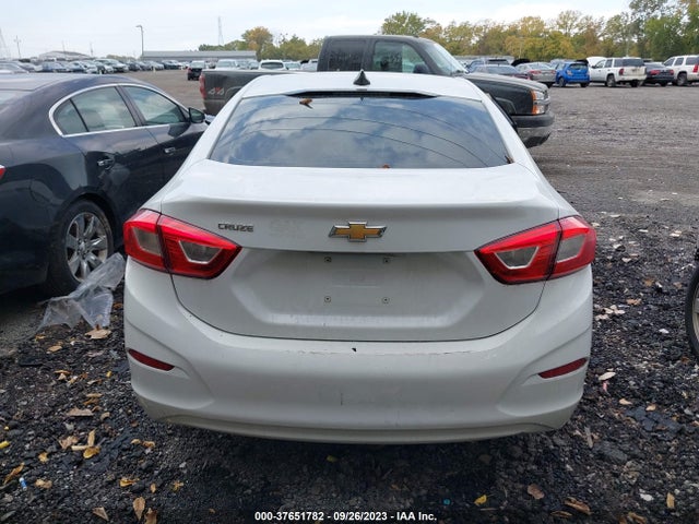 Chevrolet Cruze Ls Auto 2018 1G1BC5SM9J7237858 Image 16
