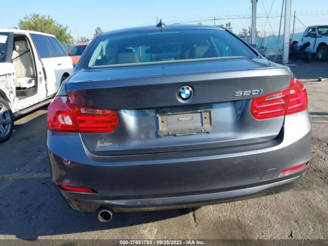 WBA3B1C52EK132934 BMW 3 Series 320i