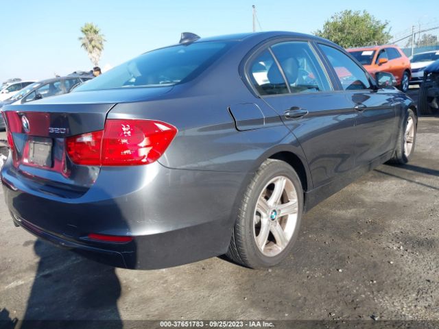 WBA3B1C52EK132934 BMW 3 Series 320i