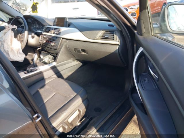 WBA3B1C52EK132934 BMW 3 Series 320i