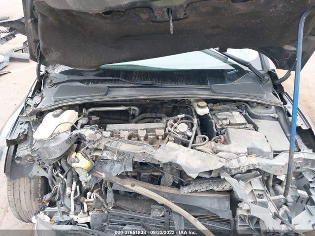 2017 FORD FOCUS SE VIN: 1FADP3F24HL271506