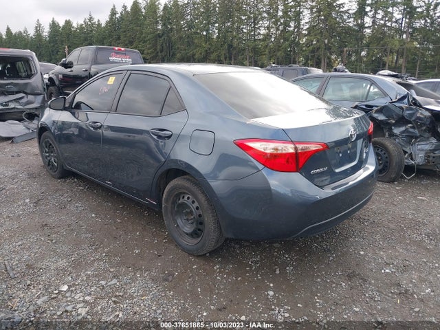Toyota COROLLA LE 2018 2T1BURHE0JC121555 Image 3