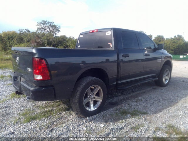 RAM 1500 Express 2018 3C6RR7KT1JG167825 Image 4