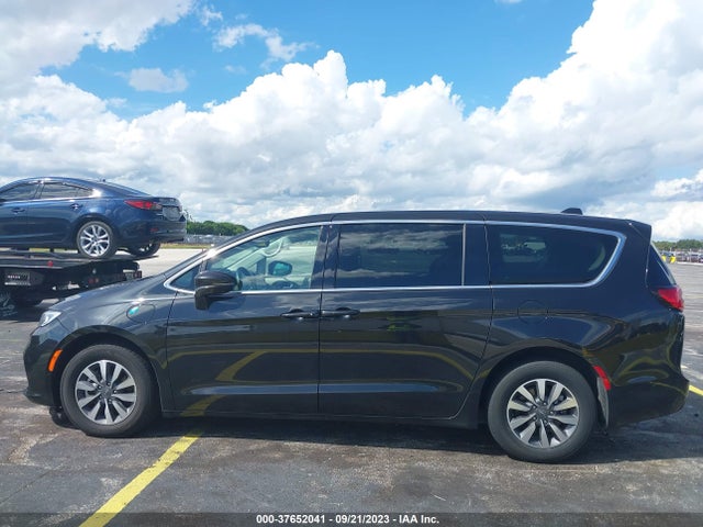 Chrysler Pacifica Hybrid Touring L 2022 2C4RC1L70NR119001 Image 14