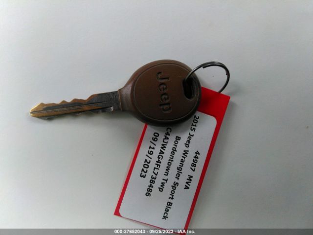 1C4AJWAG4FL738486 Jeep Wrangler Sport