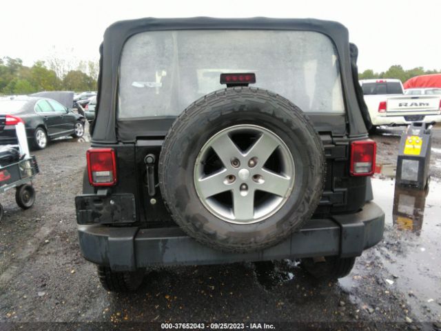 1C4AJWAG4FL738486 Jeep Wrangler Sport