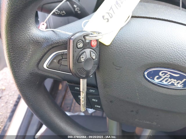 Ford FOCUS SE 2017 1FADP3F23HL229750 Image 11