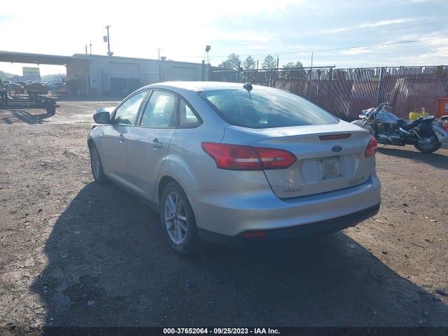 Ford FOCUS SE 2017 1FADP3F23HL229750 Image 3