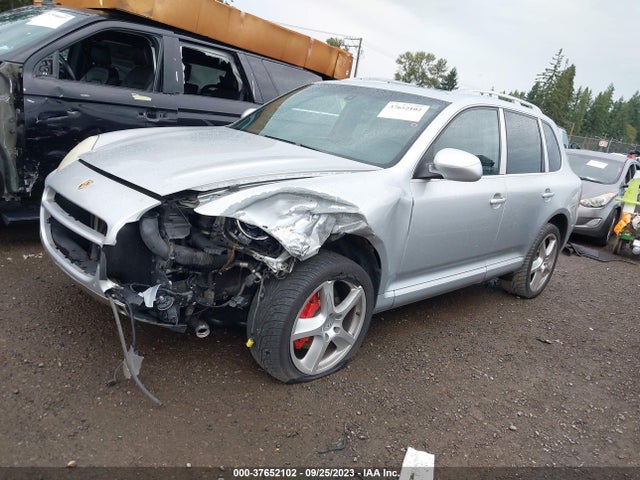 2005 PORSCHE CAYENNE WP1AC29P75LA90369 Photo 1