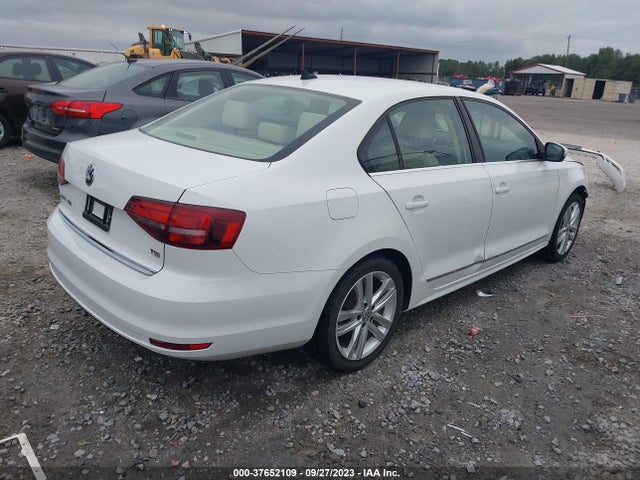 3VWL17AJ4HM226347 Volkswagen Jetta 1.8t Sel