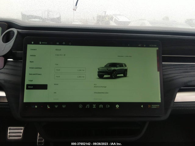Rivian R1s Adventure 2023 7PDSGABA4PN012562 Image 18