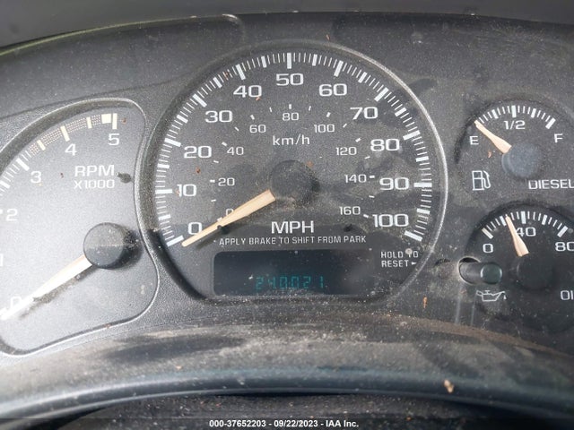 2002 GMC SIERRA 2500HD SL VIN: 1GTHK23112F182126