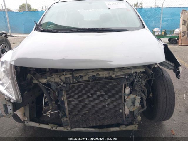 3N1CN7AP9EL802451 Nissan VERSA SV