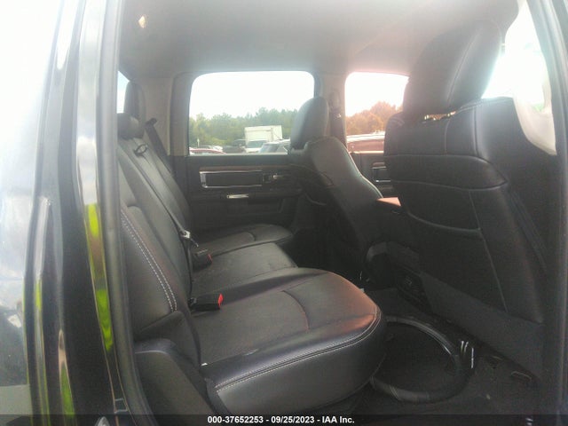 RAM 1500 Laramie 2017 1C6RR7NT4HS740621 Image 8