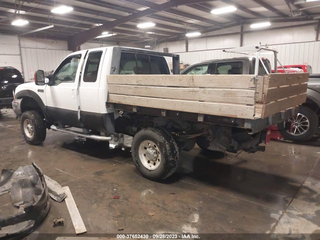 2003 FORD F-250 LARIAT/XL/XLT VIN: 1FTNX21L33EB28469