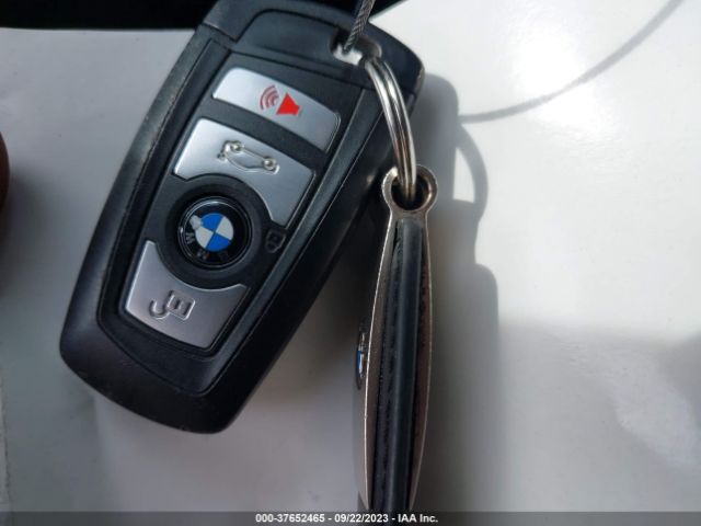 WBA8E5G53GNU19960 BMW 3 Series 320i Xdrive