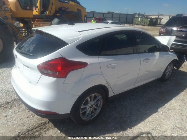 1FADP3K27HL231703 Ford FOCUS SE