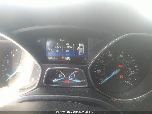 1FADP3K27HL231703 Ford FOCUS SE