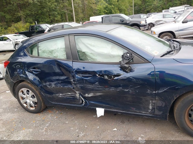 3MZBM1J72GM327423 Mazda Mazda3 I Sport